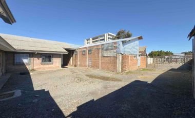 Se arrienda oficina en Argomedo con Peña, Curicó