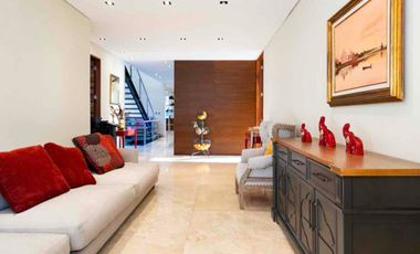 Espectacular Casa en Venta Paraíso Country Club