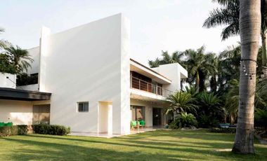 Espectacular Casa en Venta Paraíso Country Club