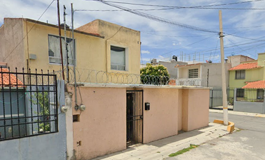 CASA EN VENTA EN PRIVADAS DEL PARQUE PACHUCA