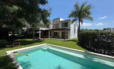 Villa en Venta Paraiso Country Club