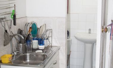 Se vende negocio de botillería y Mini-Market con propiedad comercial incluida,Santiago Centro