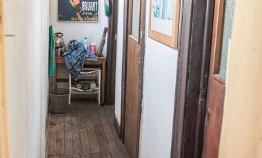 Se vende negocio de botillería y Mini-Market con propiedad comercial incluida,Santiago Centro