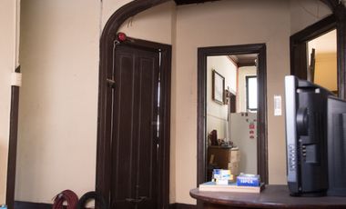 Se vende negocio de botillería y Mini-Market con propiedad comercial incluida,Santiago Centro