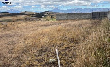 Venta de terreno con invernaderos en Carchi sector García Moreno
