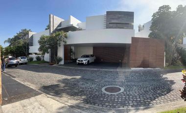 Casa en Venta Real las Quintas