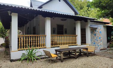 CÓD. 1087. CASA ESTILO COLONIAL A LA VENTA EN LA PROVIDENCIA, CARTAGENA DE INDIAS.