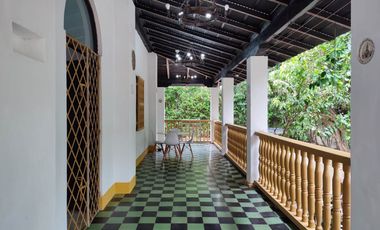 CÓD. 1087. CASA ESTILO COLONIAL A LA VENTA EN LA PROVIDENCIA, CARTAGENA DE INDIAS.