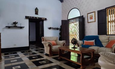 CÓD. 1087. CASA ESTILO COLONIAL A LA VENTA EN LA PROVIDENCIA, CARTAGENA DE INDIAS.