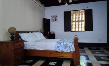 CÓD. 1087. CASA ESTILO COLONIAL A LA VENTA EN LA PROVIDENCIA, CARTAGENA DE INDIAS.