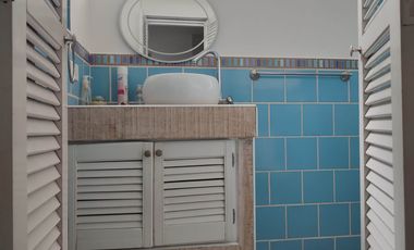 CÓD. 1087. CASA ESTILO COLONIAL A LA VENTA EN LA PROVIDENCIA, CARTAGENA DE INDIAS.