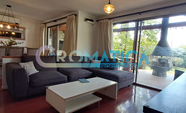 Casa En Venta En Adobe De Nogales, Machalí