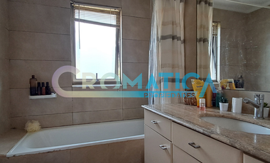 Casa En Venta En Adobe De Nogales, Machalí