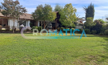 Casa En Venta En Adobe De Nogales, Machalí