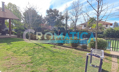 Casa En Venta En Adobe De Nogales, Machalí