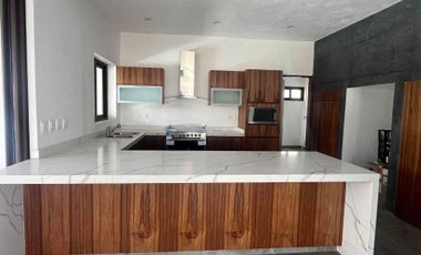 Casa en Venta Paraíso Country Club