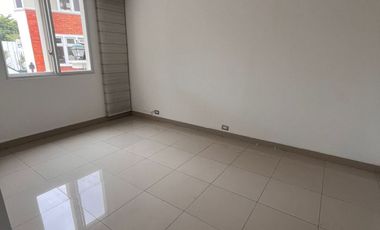 Casa en Britania 2 en alquiler en Samborondón