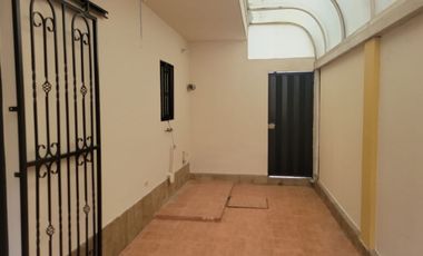 Alquiler de Casa en Puerto Seymour – Vía a la Costa