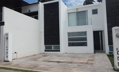 Casa en Venta al Norte de Aguascalientes Condominio Residencial NURA Excelente Ubicación