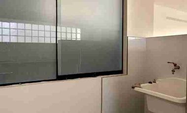 Departamento en venta- frente al parque Micaela Bastidas - 03 habitaciones + terraza + cochera