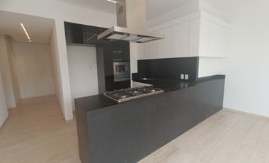 DEPARTAMENTO EN RENTA EN TORRE CON ELEVADOR, CLUSTER VALLE DE PORTO, LOMAS DE ANGELOPOLIS