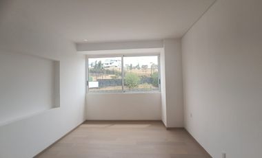 DEPARTAMENTO EN RENTA EN TORRE CON ELEVADOR, CLUSTER VALLE DE PORTO, LOMAS DE ANGELOPOLIS