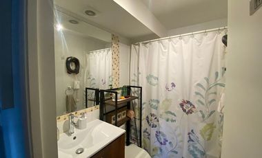 Se vende lindo departamento,primer piso, comuna de. sector Pie Andino, Pte.. Alto, a 5 minutos Mall Tobalaba, casi nuevo