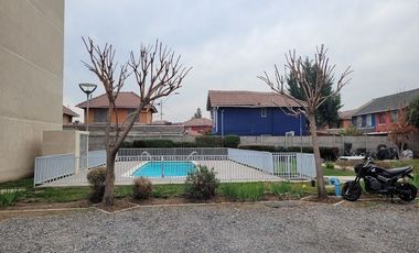 Se vende lindo departamento,primer piso, comuna de. sector Pie Andino, Pte.. Alto, a 5 minutos Mall Tobalaba, casi nuevo