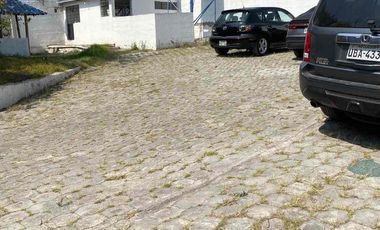 Venta de Terreno y  propiedad ideal para inversión San Antonio de Pichincha, sector Huasipungo, Quito