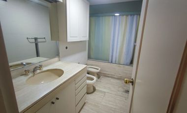 Exclusiva CASA EN VENTAo terreno En Surco Con Piscina, Cancha DE FRONTON Y Amplios Ambientes
