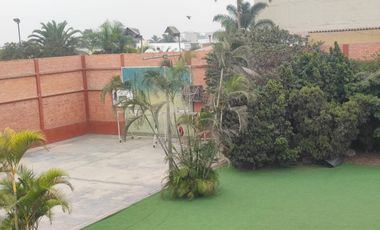 Exclusiva CASA EN VENTAo terreno En Surco Con Piscina, Cancha DE FRONTON Y Amplios Ambientes