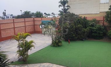 Exclusiva CASA EN VENTAo terreno En Surco Con Piscina, Cancha DE FRONTON Y Amplios Ambientes