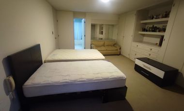 Exclusiva CASA EN VENTAo terreno En Surco Con Piscina, Cancha DE FRONTON Y Amplios Ambientes