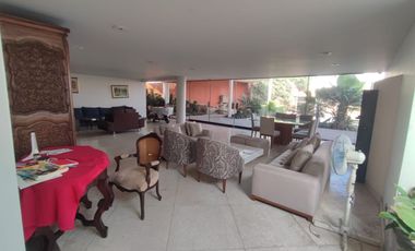 Exclusiva CASA EN VENTAo terreno En Surco Con Piscina, Cancha DE FRONTON Y Amplios Ambientes