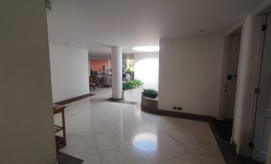 Exclusiva CASA EN VENTAo terreno En Surco Con Piscina, Cancha DE FRONTON Y Amplios Ambientes