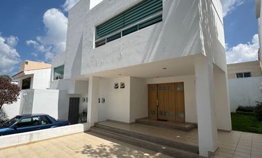 🏡 Casa en Renta en Cañada del Refugio Norte