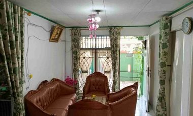 DIJUAL RUMAH POSISI HOOK DAN ADA WARUNG