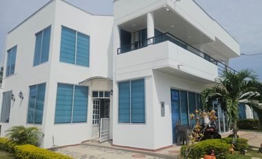 CASA EN VENTA EN GIRARDOT CUNDINAMARCA de 184m² ubicada en el Condominio Senderos del Sol, Nariño, Cundinamarca
