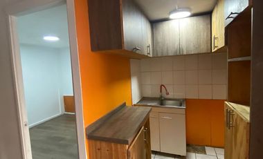 En Venta Casa De 2 Pisos; 4d, 2b Y E, En pje. Cautín, La Florida (metro Santa Julia)