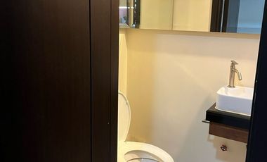 FOR SALE: 1 BEDROOM AT THE RESIDENCES AT GREENBELT, MAKATI CITY