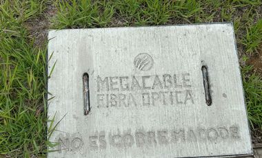 VENTA de TERRENO dentro de fracc. El Encino, con campo de golf y bellas vistas, lote 5