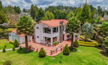 RENTO CASA CAMPESTRE AMOBLADA EM RIONEGRO