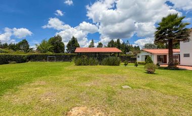 RENTO CASA CAMPESTRE AMOBLADA EM RIONEGRO
