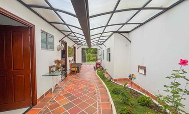 RENTO CASA CAMPESTRE AMOBLADA EM RIONEGRO