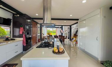 RENTO CASA CAMPESTRE AMOBLADA EM RIONEGRO