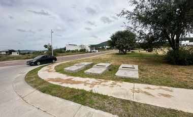 VENTA TERRENO HABITACIONAL de 199 m2 en Residencial El Encino, S. del Olmo Lt.1