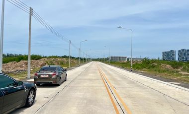 Directly opposite Cha-Am Provincial Waterworks Office – High-Potential Location! (10 M THB/RAI)
