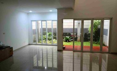 Rumah Sewa kemang timur Jakarta selatan