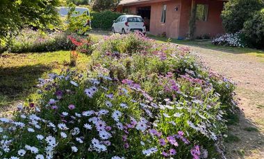 Cómoda casa en maravillosa parcela, seguro loteo en Paine
