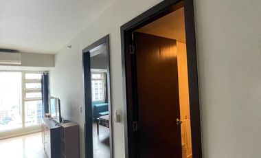 SACRIFICE RUSH SALE BRAND NEW ONE Bedroom Unit LOWEST PRICE  10.88M   in KROMA Tower, Makati – Brand New, Fully Furnished